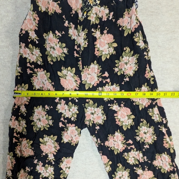 American Eagle Floral Patchwork Jumpsuit One Piece Jumper Flowy Resort Size XL - Picture 6 of 12